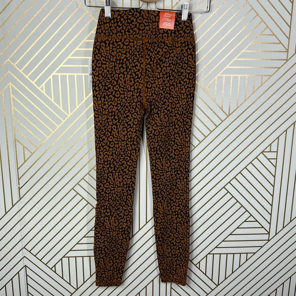 J.Crew Weekend High Rise 7/8 Leggings in Leopard Print - Picture 6 of 11